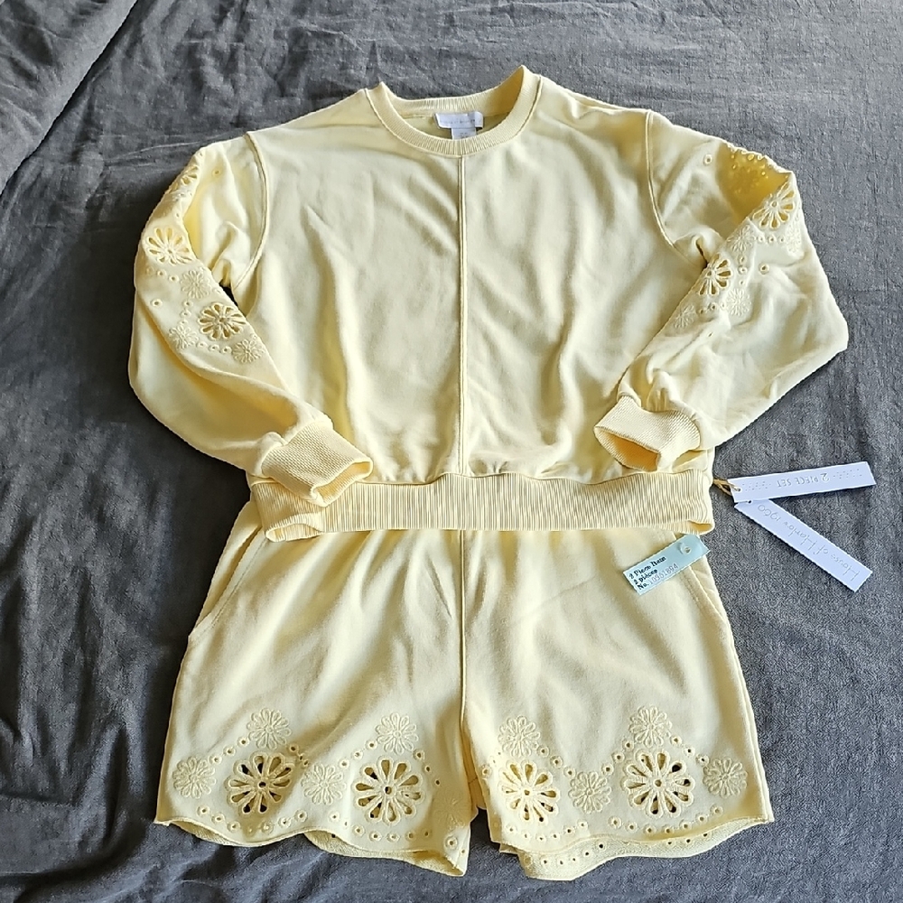 House of Harlow 1960 Yellow Eyelet Set